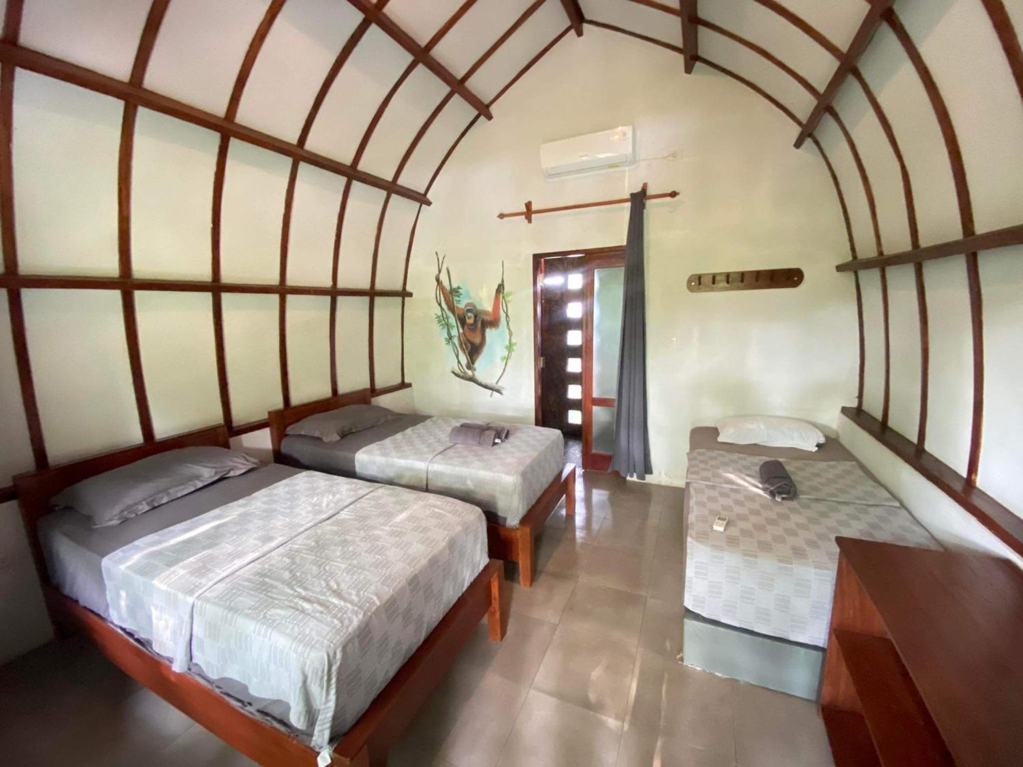 Gino'S Place - Guest House & Jungle Trekking Bukit Lawang Ngoại thất bức ảnh